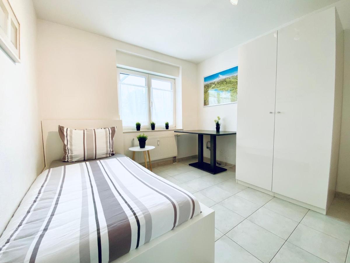 Auszeit Apartment Bodensee: Lakeside Retreat with Sunny Terrace Friedrichshafen Exterior photo